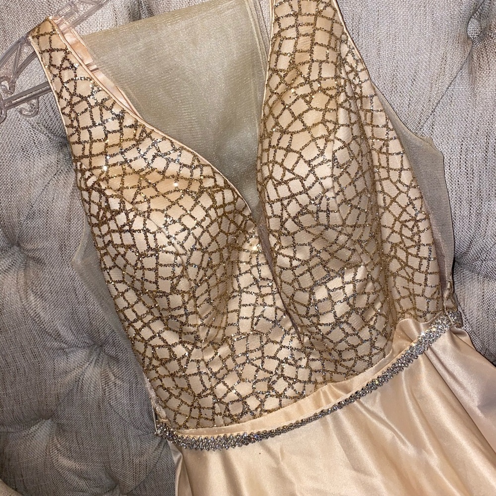 Prom Dress - Picture 2 of 4